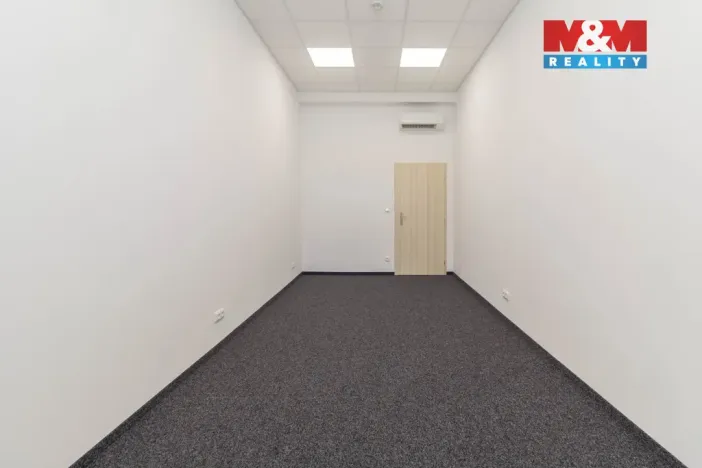 Pronájem kanceláře, Praha, Podbabská, 20 m2