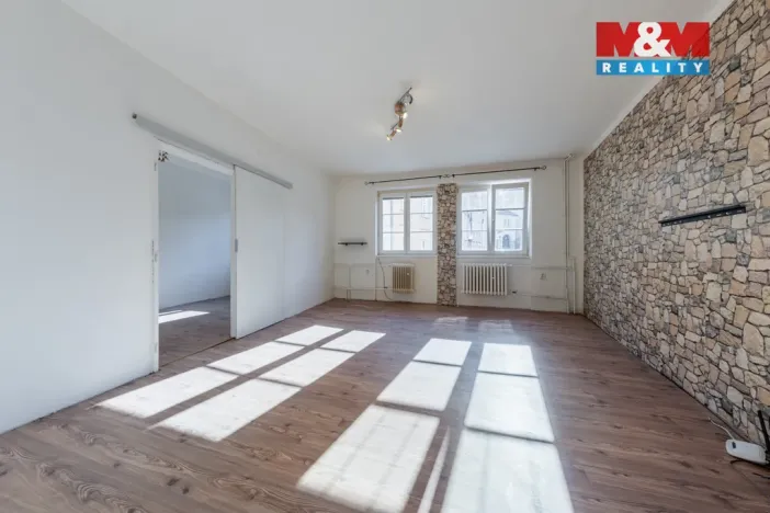 Pronájem bytu 2+1, Cheb, Cechovní, 47 m2