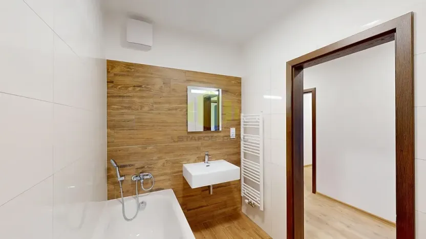 Pronájem bytu 2+kk, Olomouc, Topolová, 55 m2