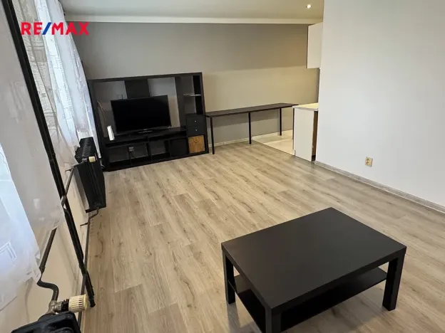 Pronájem bytu 1+kk, Kladno, U Hvězdy, 34 m2
