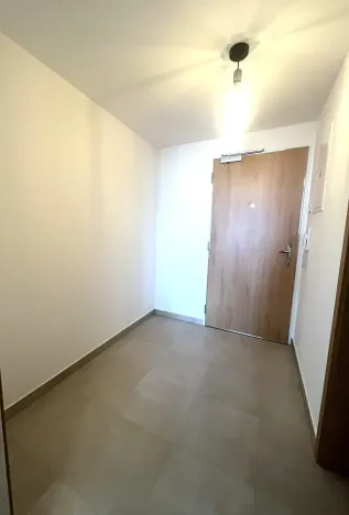 Pronájem bytu 1+kk, Praha, Poděbradská, 32 m2