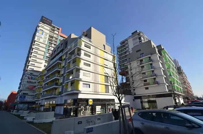 Pronájem bytu 2+1, Praha - Malešice, Počernická, 61 m2