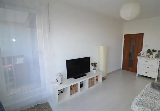 Pronájem bytu 2+1, Praha - Malešice, Počernická, 61 m2