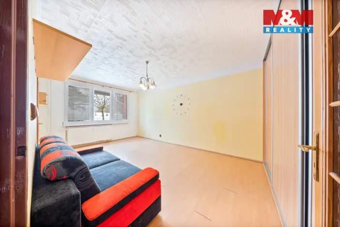 Prodej bytu 2+1, Studená, Komenského, 52 m2