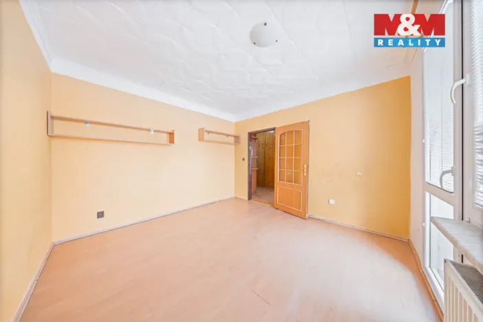 Prodej bytu 2+1, Studená, Komenského, 52 m2