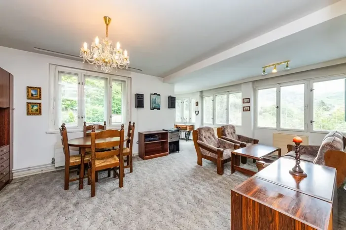 Prodej rodinného domu, Měchenice, M. J. Hurta, 230 m2