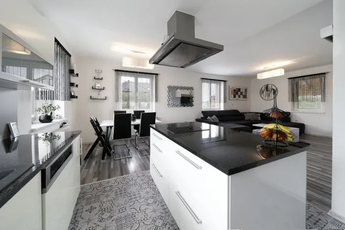 Prodej rodinného domu, Srby, 171 m2