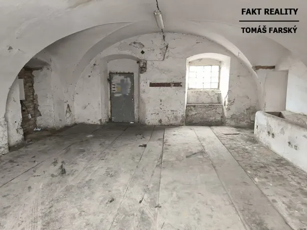 Pronájem výrobních prostor, Býčkovice, 100 m2