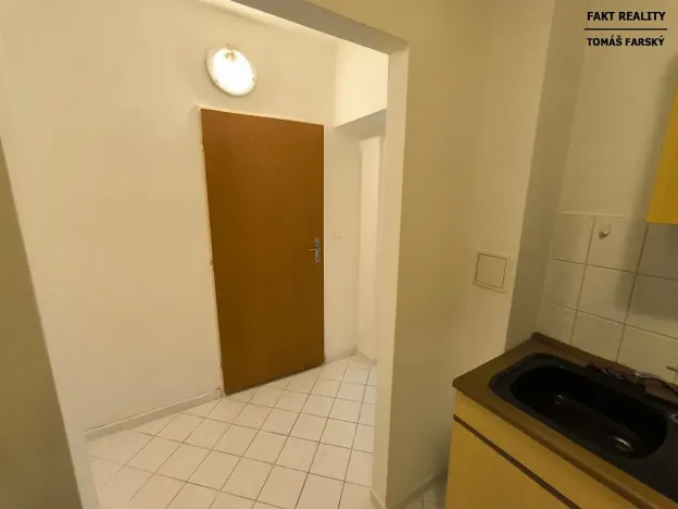 Pronájem bytu 1+1, Děčín, Želenická, 36 m2