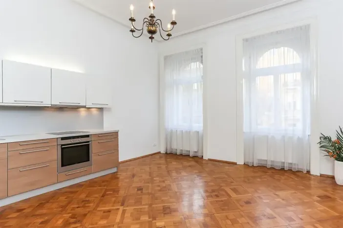 Pronájem kanceláře, Praha - Vinohrady, Anny Letenské, 160 m2