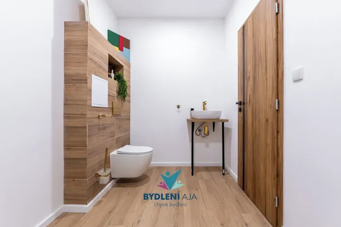 Prodej rodinného domu, Bystřany, 284 m2