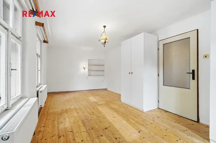 Prodej rodinného domu, Oselce, 168 m2