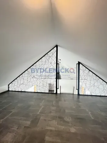 Pronájem rodinného domu, Vlkov, 74 m2