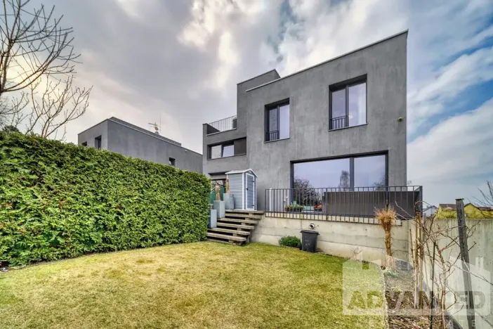 Prodej bytu 4+kk, Praha - Ruzyně, Pod Karlovarskou silnicí, 120 m2