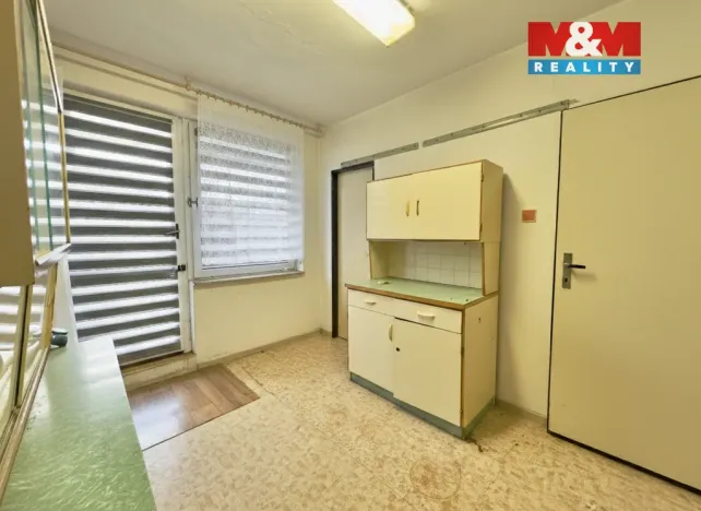 Prodej rodinného domu, Lubenec, Zahradní, 120 m2