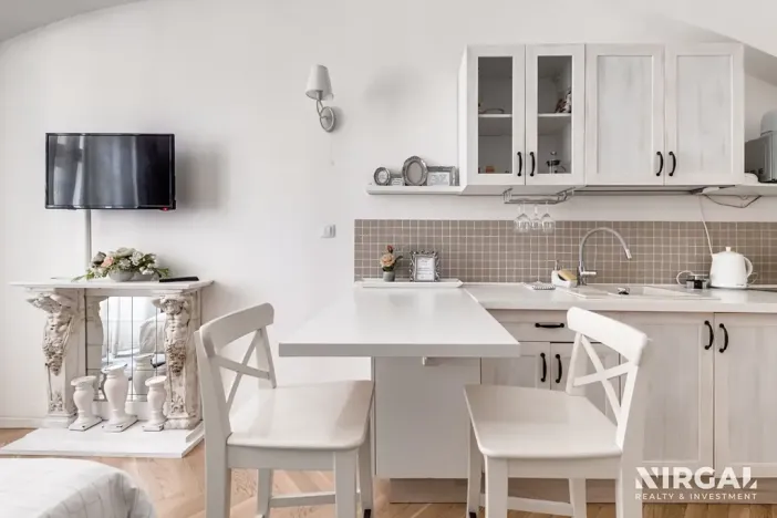 Prodej bytu 1+kk, Praha - Bubeneč, U studánky, 23 m2