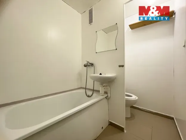 Pronájem bytu 1+kk, Kadaň, Koželužská, 20 m2