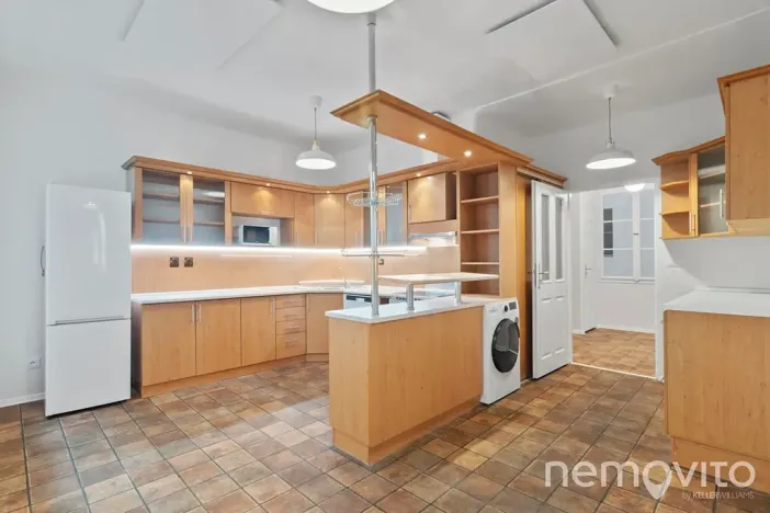 Pronájem bytu 2+1, Praha - Holešovice, U průhonu, 73 m2