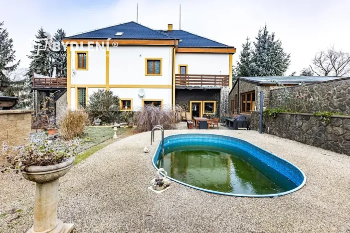 Prodej rodinného domu, Chabařovice, 339 m2