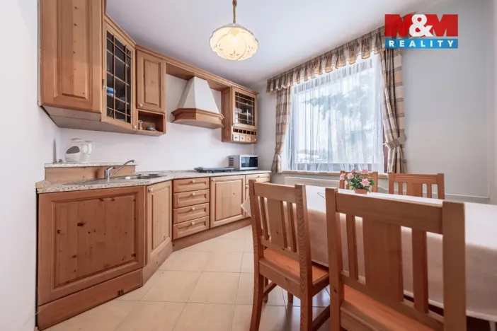 Prodej rodinného domu, Horní Branná, 300 m2