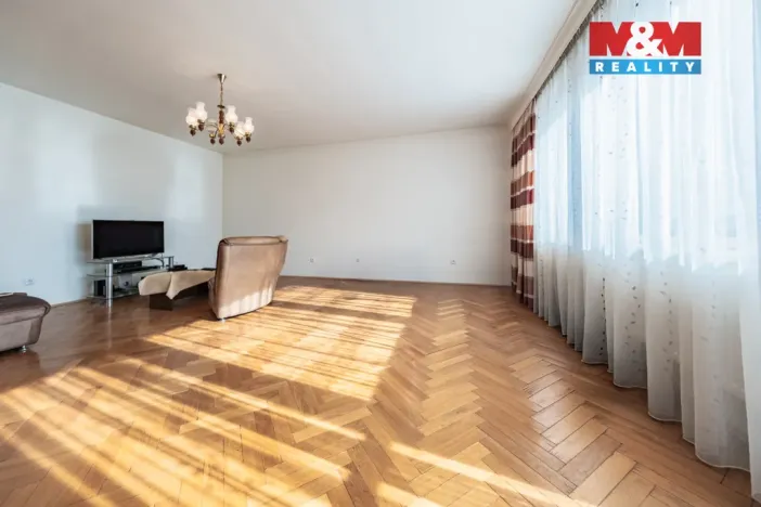 Prodej rodinného domu, Horní Branná, 300 m2