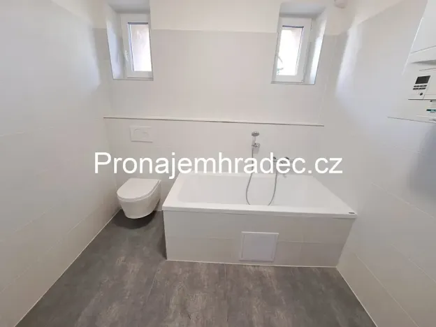 Pronájem bytu 3+kk, Hradec Králové, Blahoslavova, 84 m2