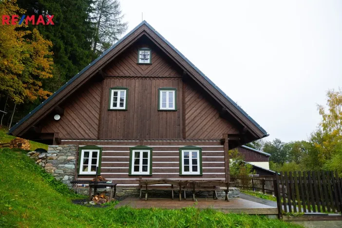 Prodej chaty, Horní Maršov, Pod Černým vrchem, 212 m2