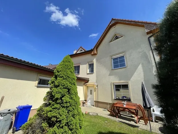 Prodej rodinného domu, Lužec nad Vltavou, 270 m2