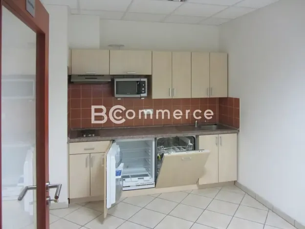 Pronájem skladu, Brno, Vídeňská, 1400 m2