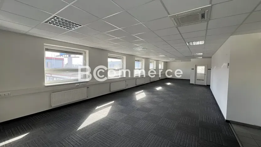 Pronájem skladu, Brno, Vídeňská, 1400 m2