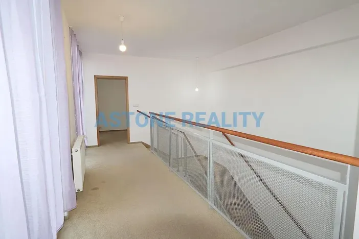 Pronájem bytu 3+kk, Praha - Stodůlky, Smíchovská, 141 m2