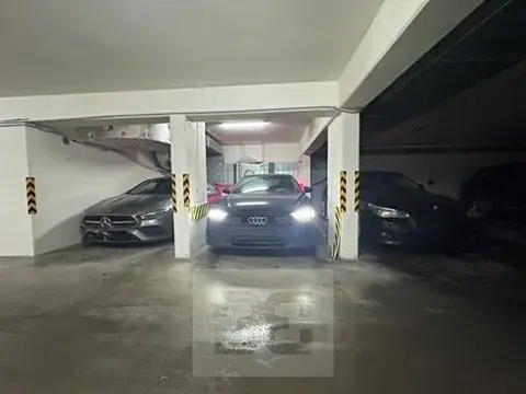 Pronájem garážového stání, Brno, Francouzská, 15 m2