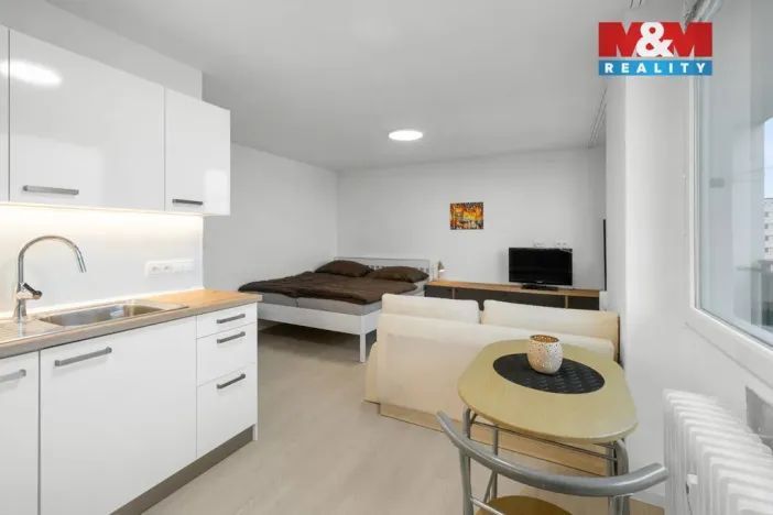 Prodej bytu 1+kk, Kladno - Kročehlavy, Benešovská, 37 m2