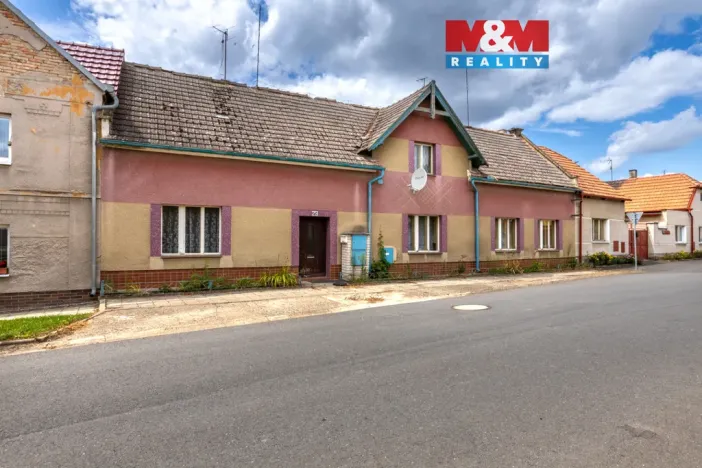 Prodej rodinného domu, Křesín, 141 m2