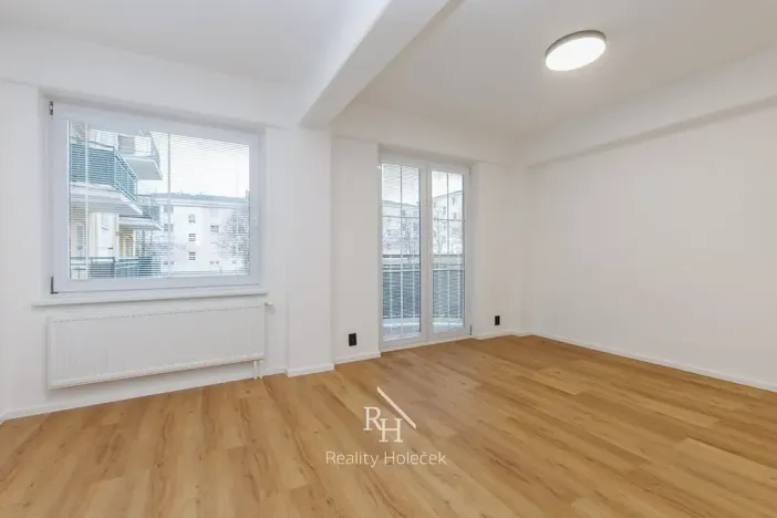 Pronájem bytu 1+kk, Kladno, Vojtěcha Lanny, 33 m2