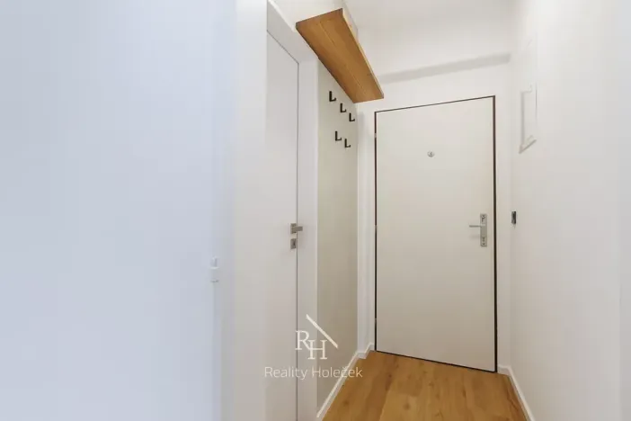 Pronájem bytu 1+kk, Kladno, Vojtěcha Lanny, 33 m2