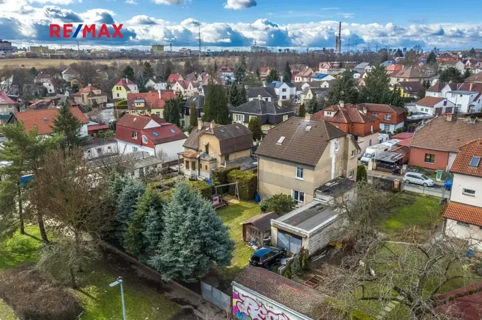 Prodej rodinného domu, Praha - Kyje, Osická, 246 m2