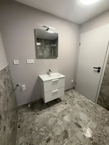 Pronájem bytu 1+kk, České Budějovice, Štítného, 44 m2