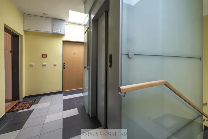 Pronájem bytu 1+kk, Praha - Košíře, Pod Klamovkou, 39 m2