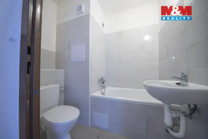 Pronájem bytu 2+kk, Děčín - Děčín V-Rozbělesy, Závodní, 42 m2