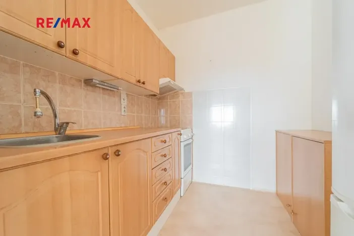 Prodej bytu 2+kk, Odolena Voda, Dolní náměstí, 43 m2