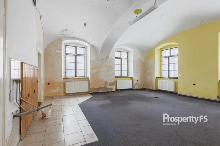 Prodej bytu 2+kk, Hostinné, Dolní brána, 38 m2