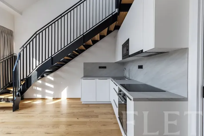 Pronájem bytu 2+kk, Praha - Nusle, Vrtbova, 54 m2