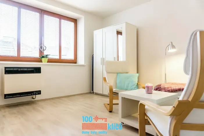 Pronájem bytu 1+kk, Brno, Grmelova, 26 m2