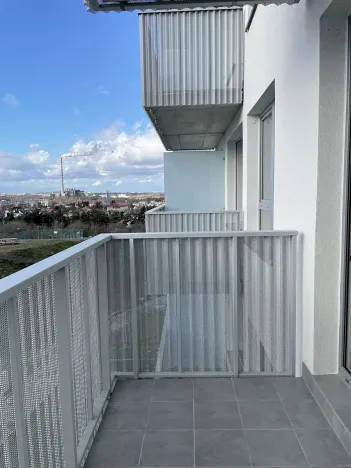 Pronájem bytu 1+kk, Praha - Dolní Měcholupy, Honzíkova, 25 m2