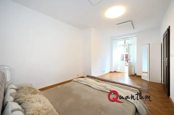 Pronájem bytu 2+kk, Praha - Dejvice, V Šáreckém údolí, 47 m2