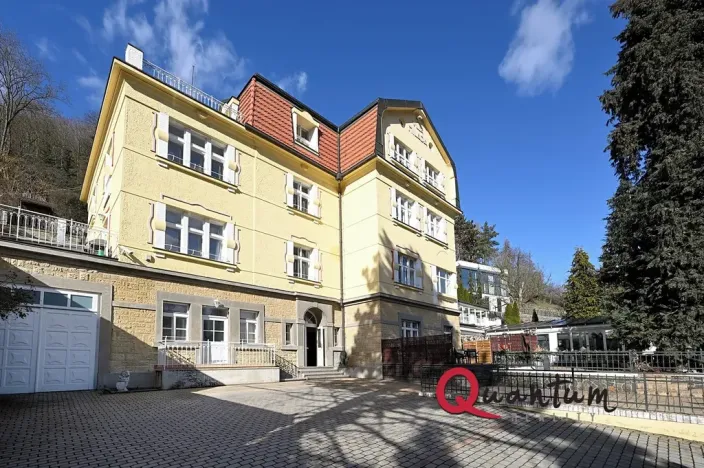 Pronájem bytu 2+kk, Praha - Dejvice, V Šáreckém údolí, 47 m2