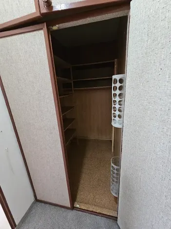 Prodej bytu 3+1, Praha - Řepy, Nevanova, 74 m2