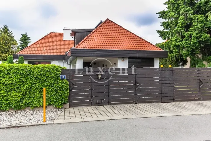 Pronájem kanceláře, Praha - Kunratice, Ke hrádku, 417 m2