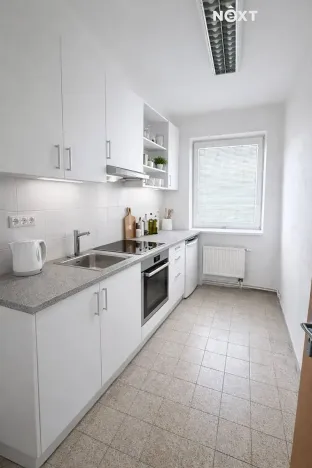 Prodej kanceláře, Benešov, Jana Nohy, 158 m2